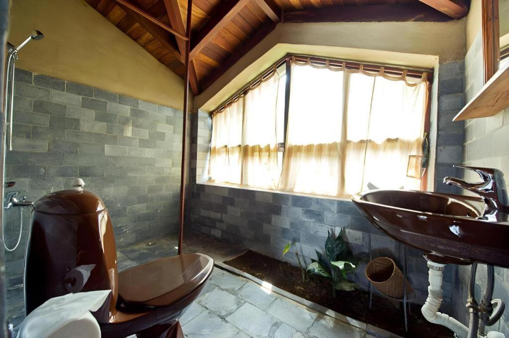 Hananoie - A Permaculture Resort Pokhara Luaran gambar
